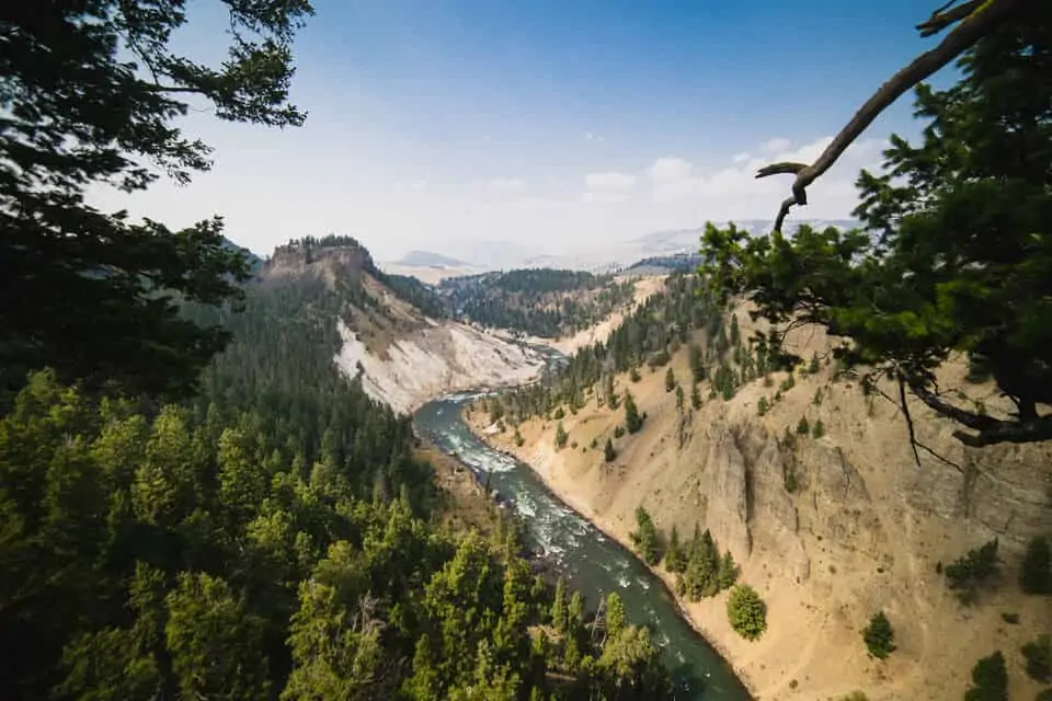 How many days to spend in Yellowstone Featured