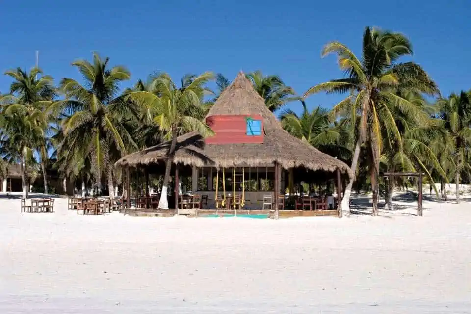 Best-Beach-Clubs-Cartagena-Colombia-Featured