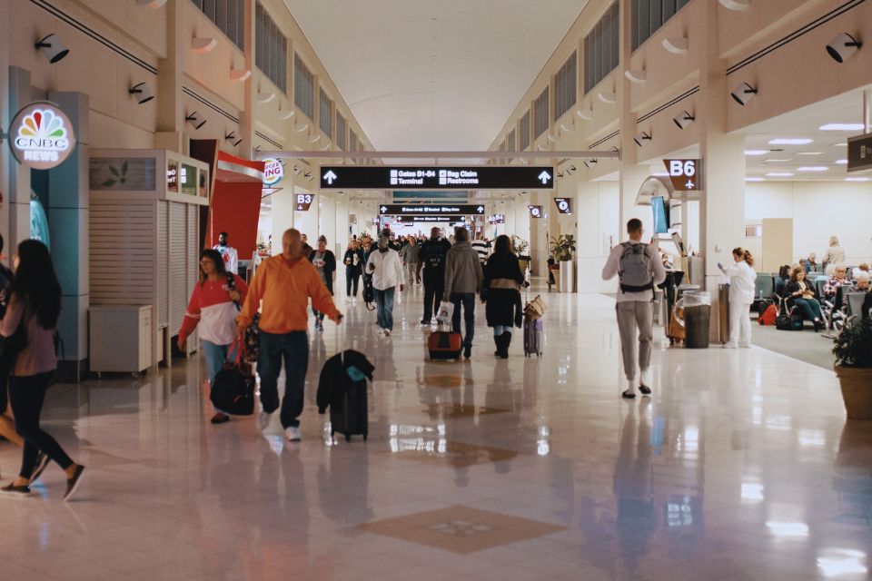 can-you-buy-souvenir-at-the-cancun-airport