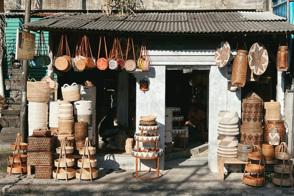 Ubud Bali souvenir shop