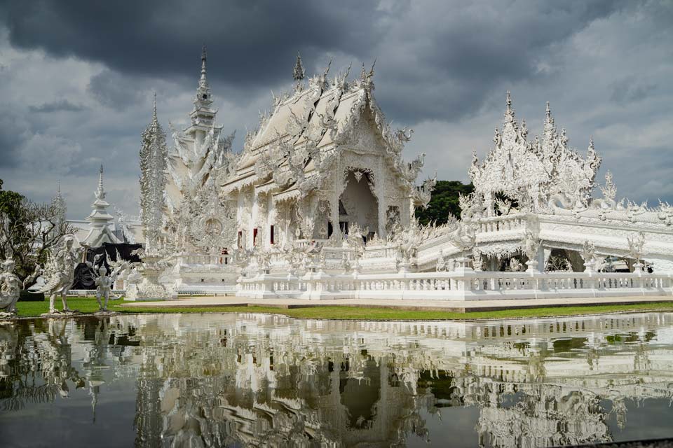 White-Temple-Chiang-Rai