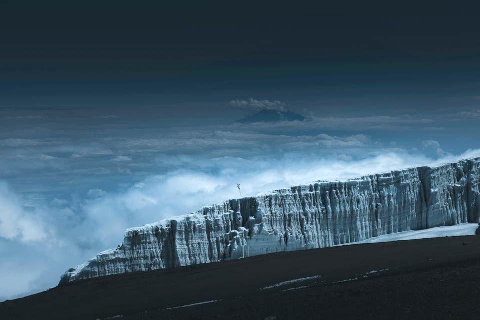 Glacier-on-Kilimanjaro